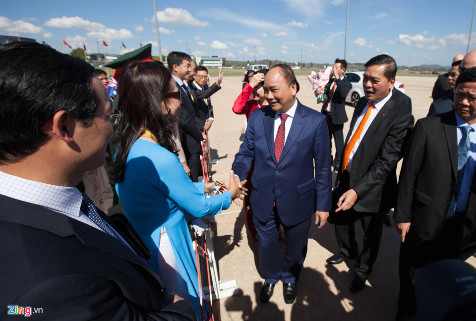 Thủ tướng tới Canberra, chính thức thăm Australia